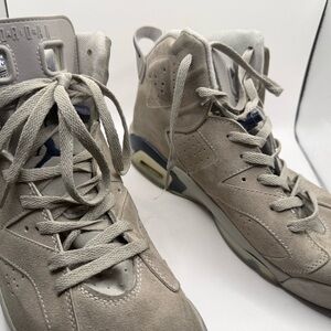 Men’s size 12 Air Jordan 6 retro Georgetown shoes in good condition.
